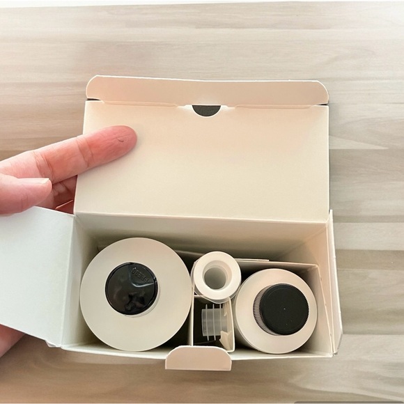 2/$22 NEW Matrix Hair Travel Kit - Picture 4 of 5